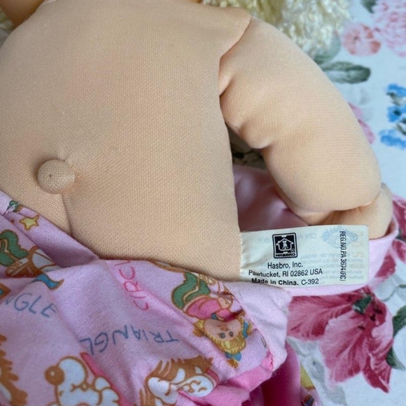 Authentic first edition cabbage patch kid doll - Picture 4 of 5